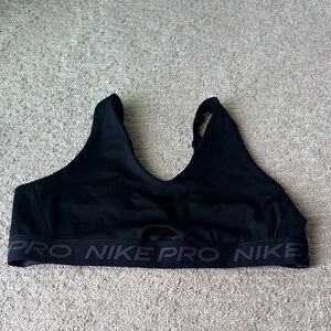 Nike Pro Black Sports Bra L